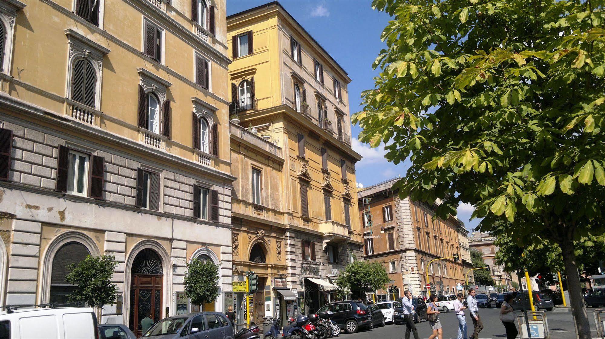 Lilium Boutique Hotel Rome Bagian luar foto